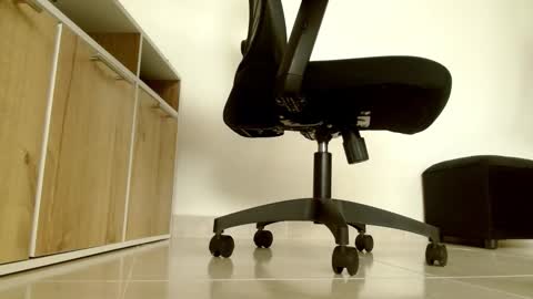 Snapshot of victoriarobertss chatting on January 9, 5:48 pm Victoria online show from January 9, 5:48 pm