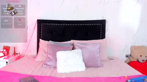 victoriasmithtv online show from November 11, 12:54 am