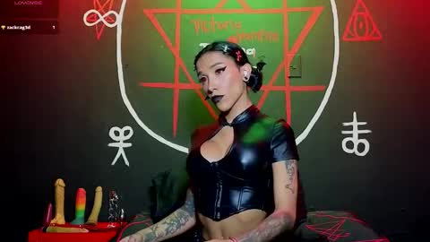 Victoria Vampire online show from September 19, 3:30 am