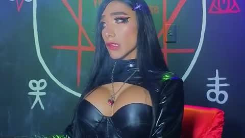 Victoria Vampire online show from October 24, 5:37 am