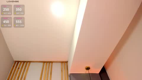 Victoria Vixen online show from December 19, 9:55 pm