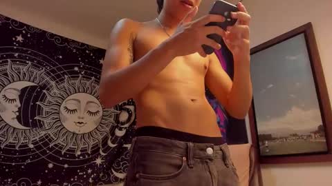 Victorino Jhonson online show from May 13, 6:49 pm
