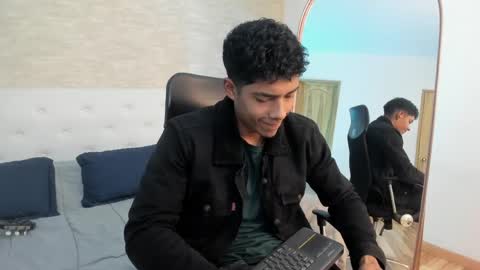 Snapshot of victorycassus chatting on April 24, 8:00 pm Victory online show from April 24, 8:00 pm