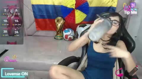 Snapshot of victorycat_v chatting on June 18, 8:36 am Live 1000pm 600am COLOMBIAN HOUR online show from June 18, 8:36 am