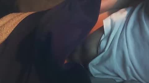 vicvictoree online show from December 22, 5:37 am