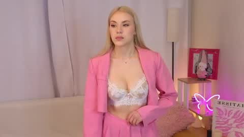 Kate online show from May 30, 7:11 pm