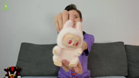 Viego Pattel online show from October 27, 6:17 am