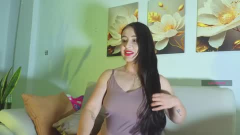 VIOLET  online show from April 15, 11:16 pm