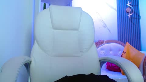 Snapshot of viiolleta chatting on March 4, 7:31 pm viioleta online show from March 4, 7:31 pm