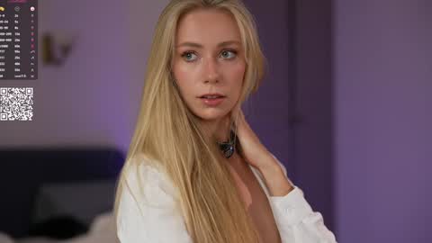 vika54784 online show from October 5, 6:45 am