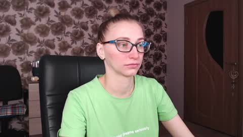 Vika online show from December 8, 3:32 am