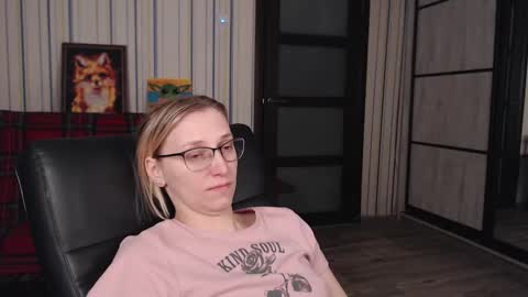 Vika online show from March 18, 6:22 pm