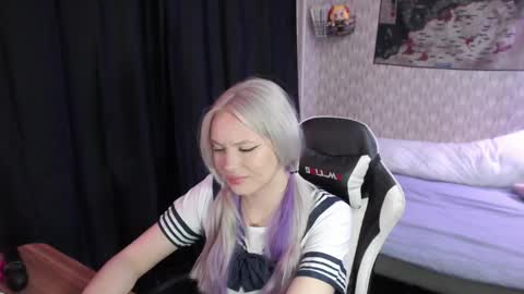 Snapshot of vikapowers chatting on December 4, 8:51 pm vikapowers online show from December 4, 8:51 pm