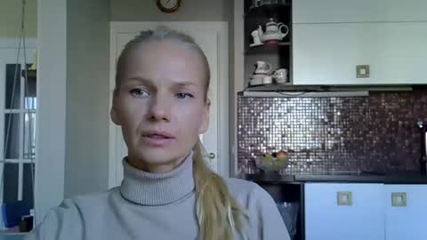 viki_loun5 online show from September 30, 10:31 am