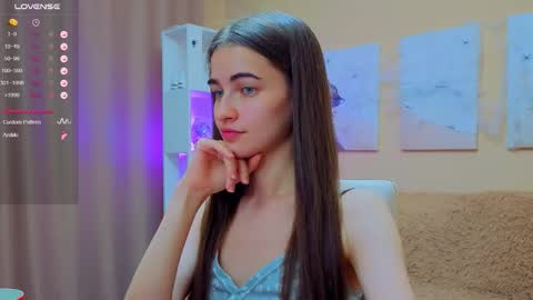 vikiberry online show from November 7, 4:40 pm