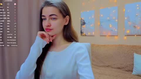 vikiberry online show from April 10, 5:23 am