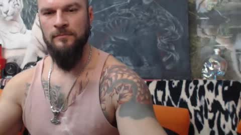 Snapshot of viking_me chatting on January 2, 8:57 pm viking online show from January 2, 8:57 pm
