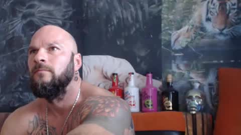 Snapshot of viking_me chatting on September 17, 10:17 am viking online show from September 17, 10:17 am