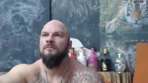 Snapshot of viking_me chatting on November 19, 7:14 pm viking online show from November 19, 7:14 pm