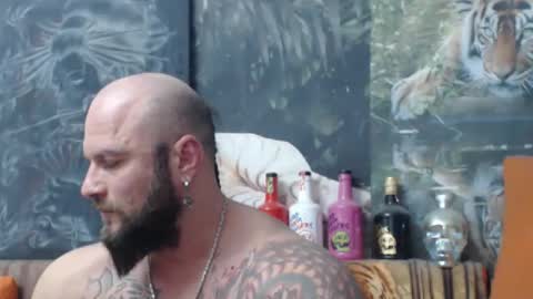 Snapshot of viking_me chatting on November 23, 7:02 pm viking online show from November 23, 7:02 pm