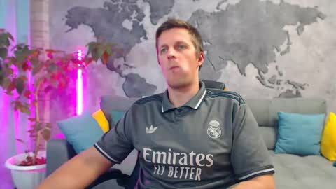 vikingchrisss online show from December 2, 11:04 am