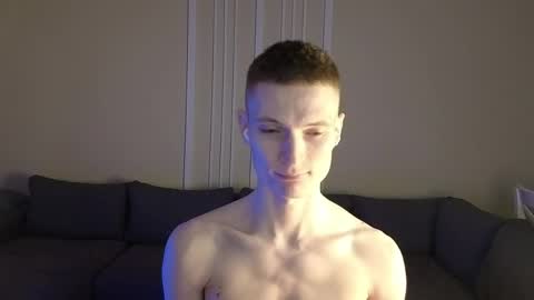 Max online show from April 14, 5:30 pm