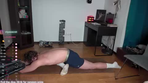 Snapshot of viktor_secret chatting on October 25, 4:09 am fansly VITEKsecret online show from October 25, 4:09 am