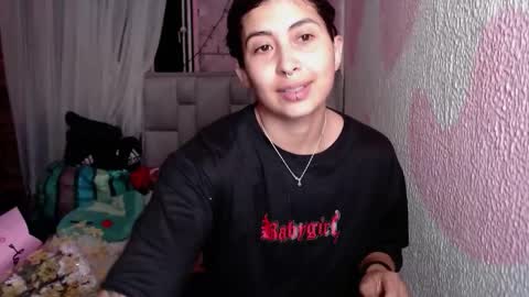 Snapshot of viktoria_heart chatting on November 28, 3:09 am viktoria_heart online show from November 28, 3:09 am