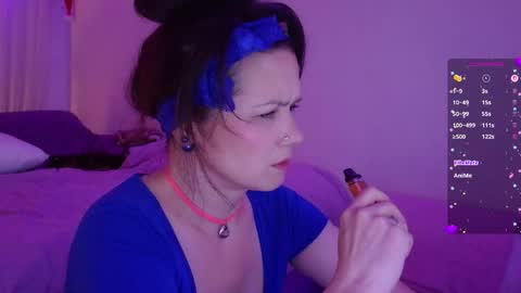 viktoriakiss online show from April 14, 9:54 pm