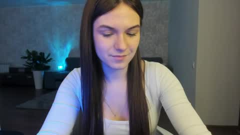 viktory_999 online show from April 2, 2:58 pm