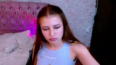 viky_evanss online show from March 27, 8:26 am