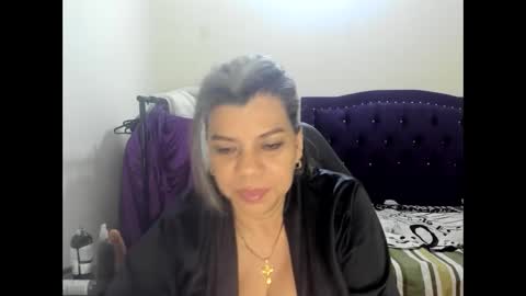 VIKY ADAMS online show from March 19, 5:44 am