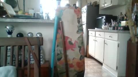 Snapshot of vilaingarcon971 chatting on March 6, 11:47 am vilaingarcon971 online show from March 6, 11:47 am