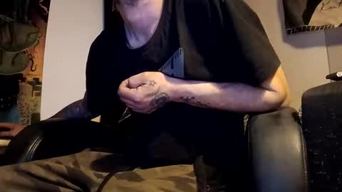 Snapshot of villeville chatting on September 29, 9:19 pm Vesku420 online show from September 29, 9:19 pm