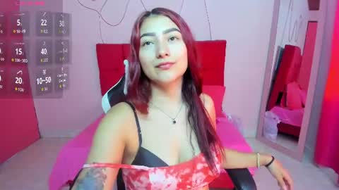Snapshot of vimara_03 chatting on June 25, 6:23 pm Vimara 03 online show from June 25, 6:23 pm