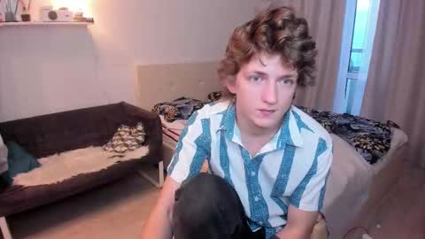 Dimoooooon online show from November 15, 7:49 am