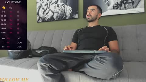 VINCE online show from April 18, 1:37 pm