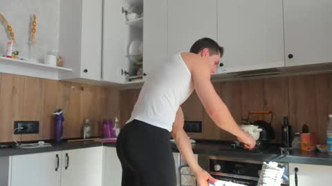 Vincent.  uncut 18cm online show from February 16, 10:21 am