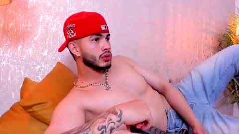 Vincent online show from October 11, 4:44 am