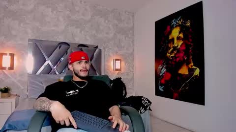 Vincent online show from October 15, 4:23 am