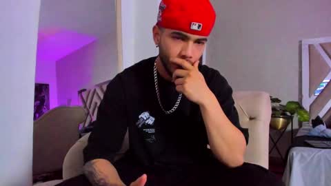 Vincent online show from October 20, 4:35 am