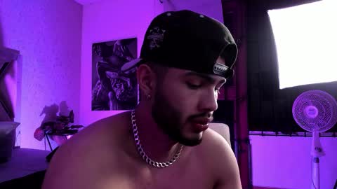 Snapshot of vincentblack_ chatting on January 18, 3:43 am Vincent online show from January 18, 3:43 am