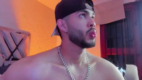 Snapshot of vincentblack_ chatting on February 4, 3:34 am Vincent online show from February 4, 3:34 am