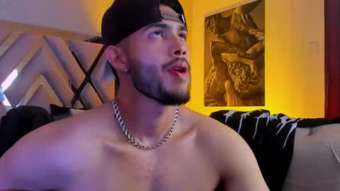 Snapshot of vincentblack_ chatting on February 20, 4:31 am Vincent online show from February 20, 4:31 am