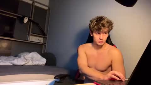 vincentprice69 online show from November 16, 11:05 am