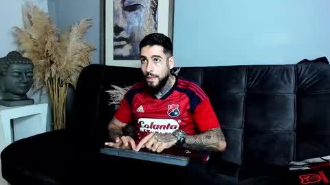 Vincent Sartori online show from November 10, 8:30 pm