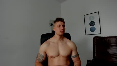 vincentt98 online show from August 5, 2:09 pm