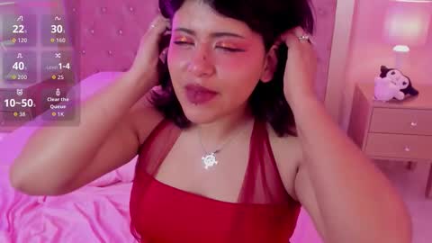 Snapshot of vinksmokee chatting on February 20, 4:51 pm Vin online show from February 20, 4:51 pm