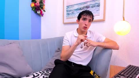 vinniematte online show from February 19, 2:55 am