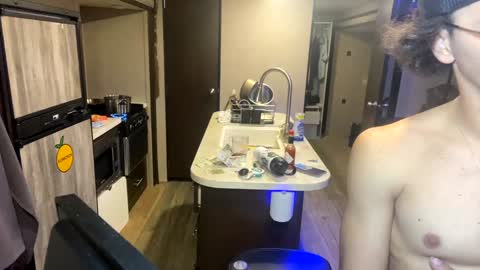 Snapshot of vinsmoke_sanji2020 chatting on December 11, 5:43 am Sanji online show from December 11, 5:43 am